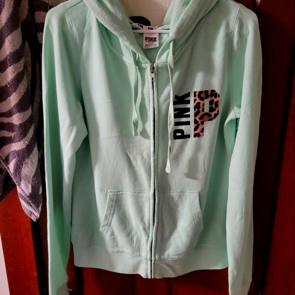 Vs pink 💗 mint & leopard hoodie. Large. - Picture 1 of 6